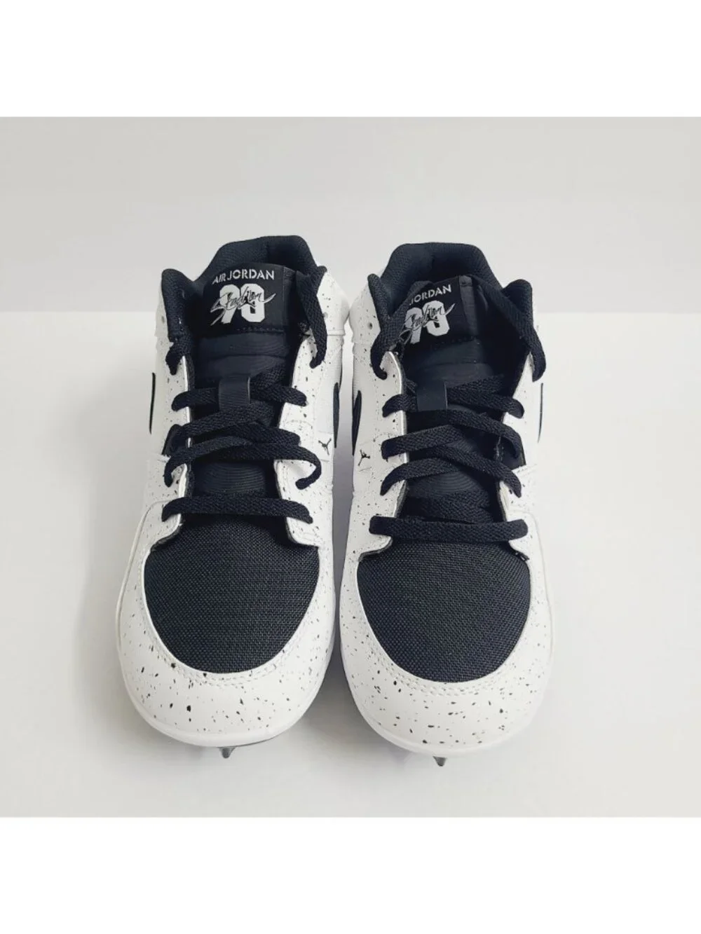 NEW Nike Air Jordan Stadium 90 Low TD Football Cleats HQ0210-100 Size 9 White
